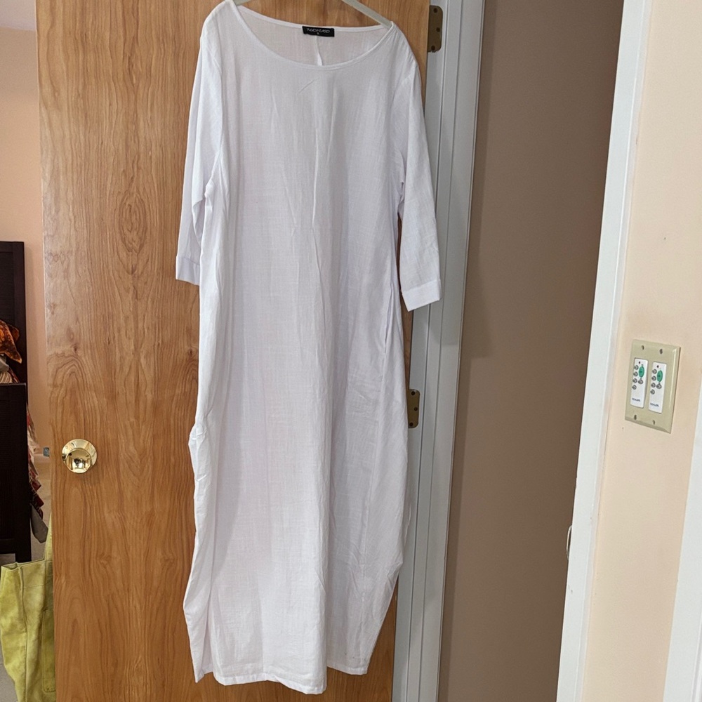 Floraiku Ivory Maxi Dress